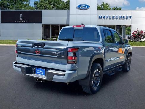 Used 2025 Nissan Frontier PRO-4X w/ Tow Package AWD/4WD image 4