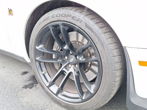 Used 2021 Dodge Challenger R/T Scat Pack image 24