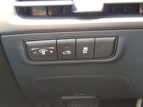 New 2026 Hyundai Santa Cruz SE AWD/4WD image 18
