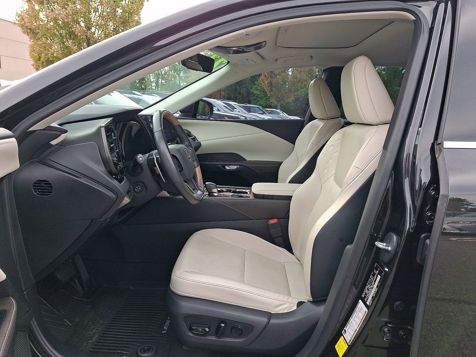 Certified 2023 Lexus RX 350 Premium w/ Accessory Package AWD/4WD image 13