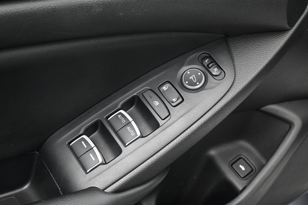 Used 2021 Honda Accord LX image 13