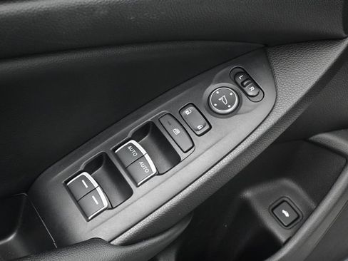Used 2021 Honda Accord LX image 13
