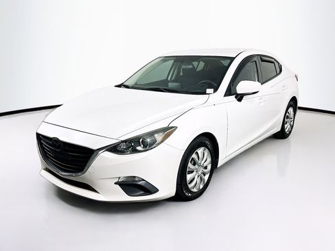 Used 2016 MAZDA MAZDA3 i Sport FWD image 3