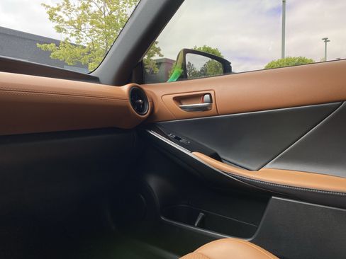 Used 2025 Lexus IS 350 F Sport RWD image 47