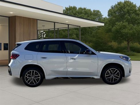Certified 2023 BMW X1 xDrive28i w/ M Sport Package image 6
