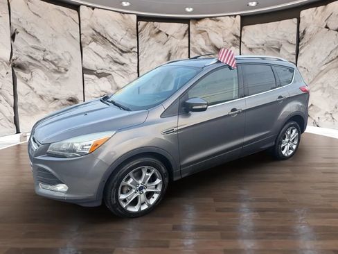 Used 2014 Ford Escape Titanium w/ Equipment Group 401A image 2