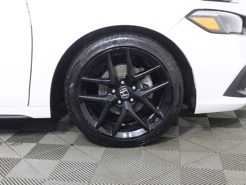 Used 2023 Honda Civic Sport image 18