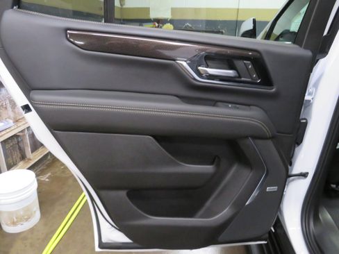 New 2026 GMC Yukon Elevation w/ Elevation Premium Package image 13