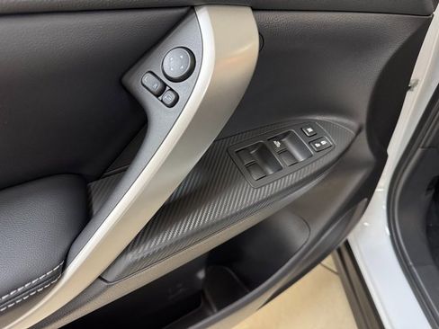 New 2026 Mitsubishi Eclipse Cross SE image 7