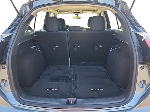 Used 2024 Nissan Kicks SV FWD image 28