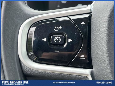 Used 2022 Volvo XC90 T5 Momentum w/ Climate Package AWD/4WD image 22