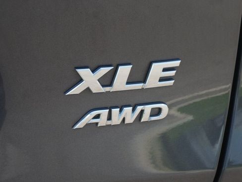 Used 2024 Toyota RAV4 XLE w/ Convenience Package AWD/4WD image 19