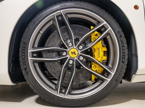 Certified 2017 Ferrari 488 Spider RWD image 23