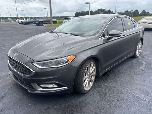 Used 2017 Ford Fusion Platinum FWD image 1