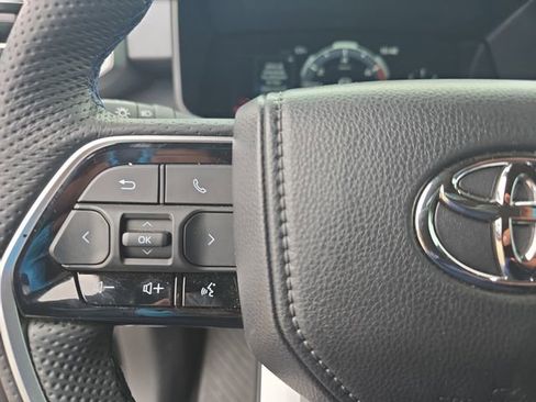 Used 2025 Toyota Tundra Platinum image 16