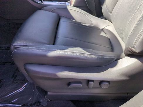 Used 2023 Subaru Ascent Touring AWD/4WD image 17