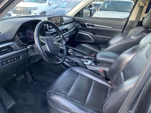Used 2020 Kia Telluride S w/ S 8 Passenger Seating Package image 10