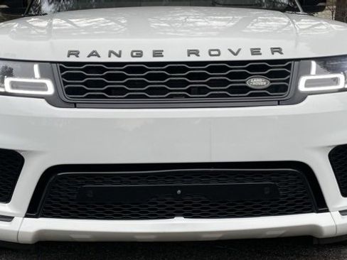 Used 2019 Land Rover Range Rover Sport Supercharged image 3
