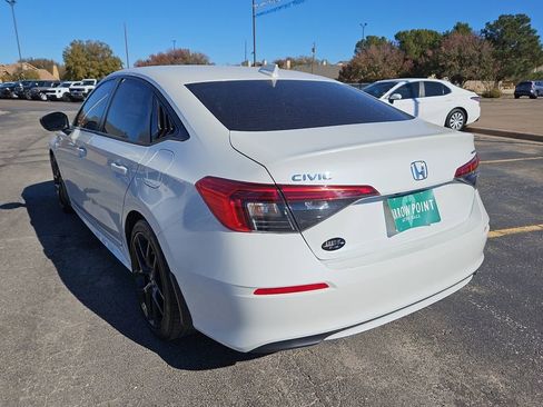 Used 2023 Honda Civic Sport image 8