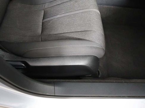 Used 2025 Honda Accord Sport image 32