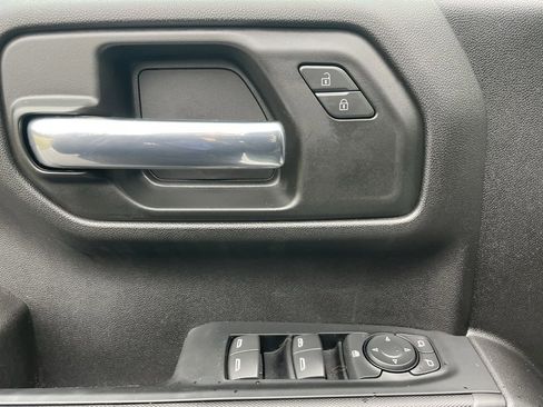 Certified 2024 Chevrolet Silverado 1500 Custom image 29