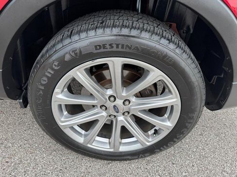 Used 2016 Ford Explorer Limited image 27