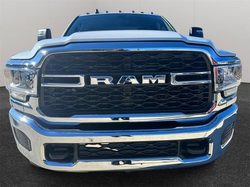New 2023 RAM 2500 Tradesman image 22