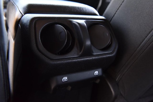Used 2023 Jeep Wrangler Unlimited Sport AWD/4WD image 23