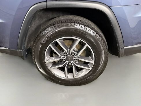 Used 2020 Jeep Grand Cherokee Limited w/ Luxury Group II AWD/4WD image 37