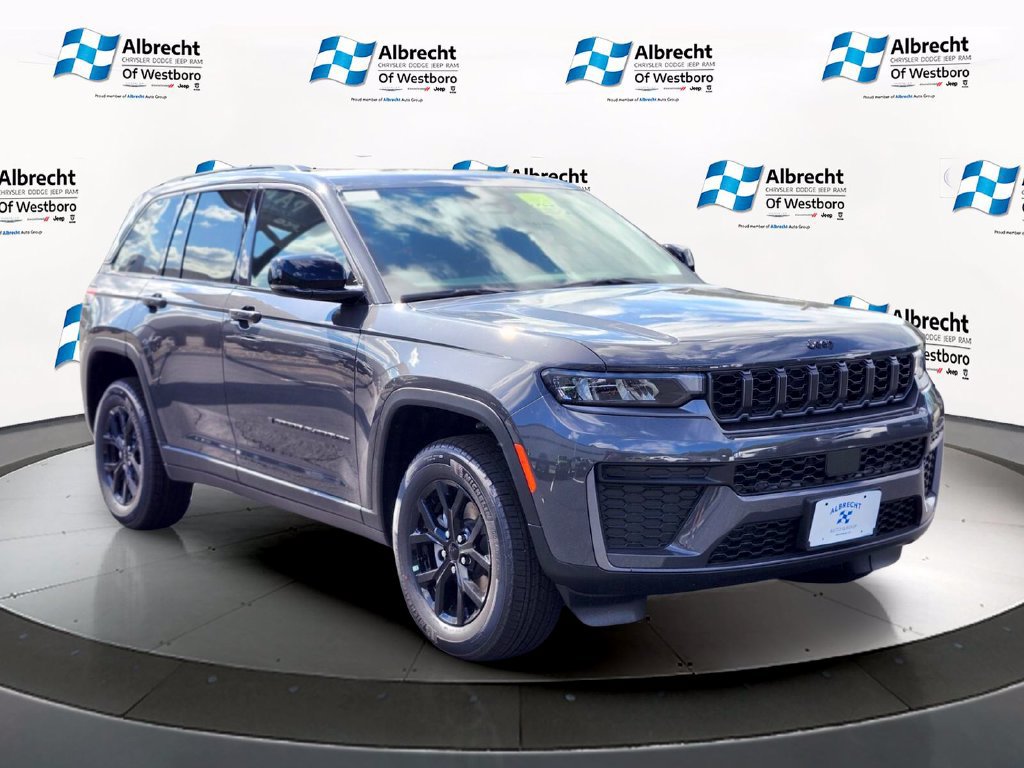New 2026 Jeep Grand Cherokee Altitude AWD/4WD image 7