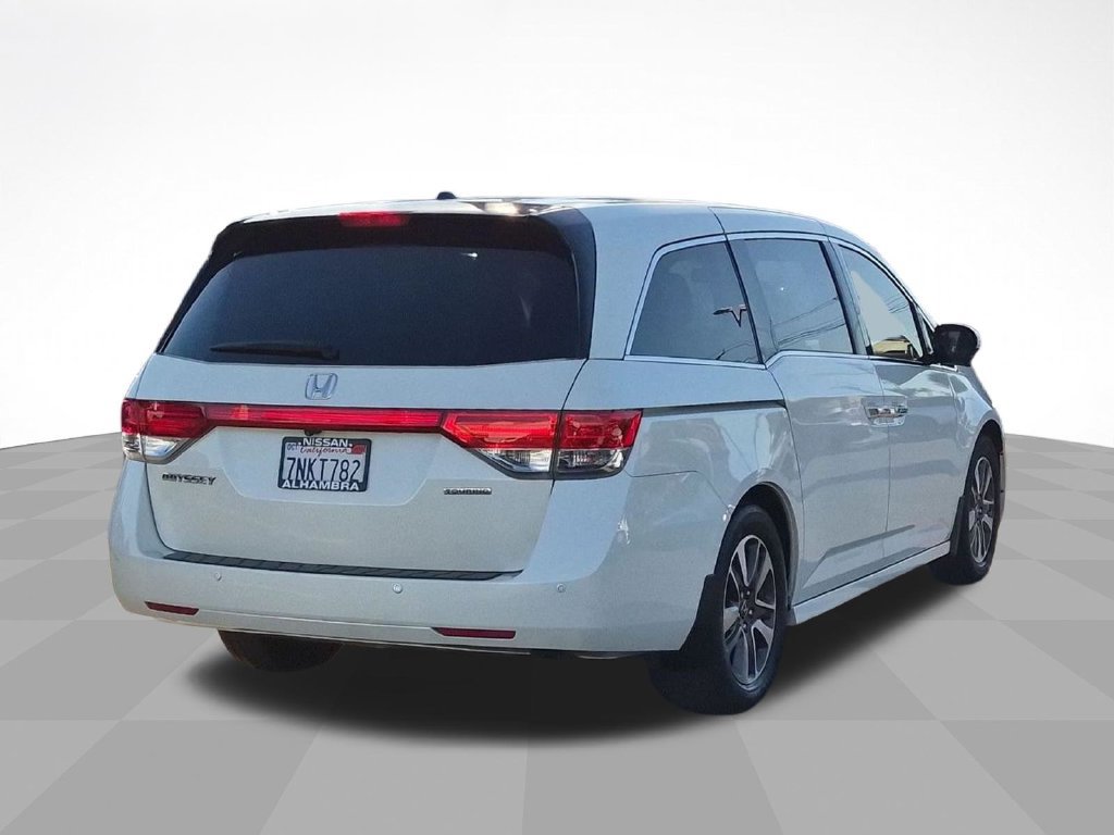 Used 2015 Honda Odyssey Touring Elite image 5