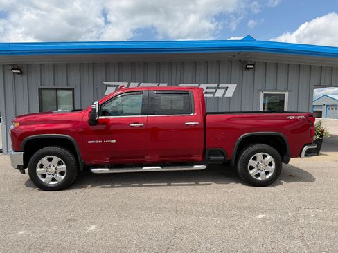 Used 2021 Chevrolet Silverado 2500 LTZ w/ LTZ Convenience Package AWD/4WD image 1