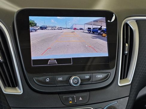 Used 2024 Chevrolet Malibu LT FWD image 10