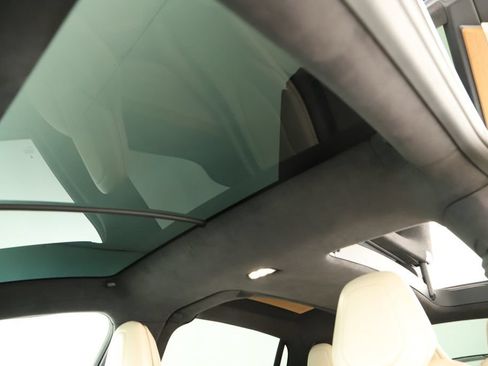 Used 2019 Tesla Model X AWD/4WD image 25