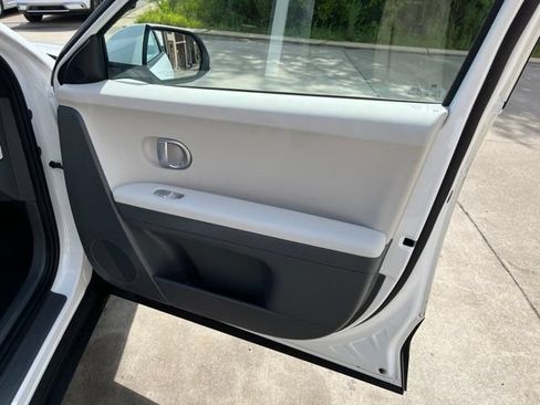 Used 2023 Hyundai Ioniq 5 SE RWD image 18