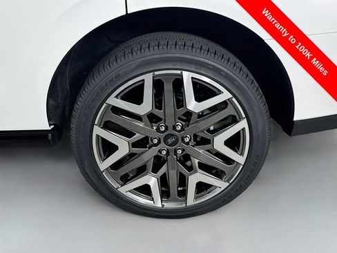 Certified 2025 Ford Expedition Platinum w/ Platinum Ultimate Package AWD/4WD image 37