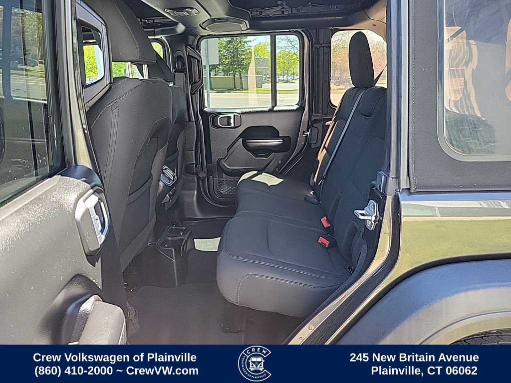 Used 2019 Jeep Wrangler Unlimited Sport S AWD/4WD image 16