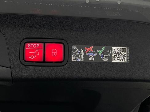 New 2026 Mercedes-Benz GLS 450 4MATIC image 7