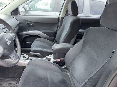 Used 2007 Mitsubishi Outlander ES image 8