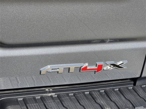 Used 2024 GMC Sierra 1500 AT4X image 9