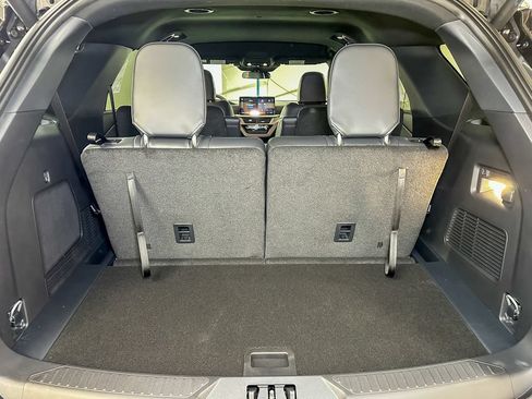 New 2026 Ford Explorer ST-Line AWD/4WD image 13