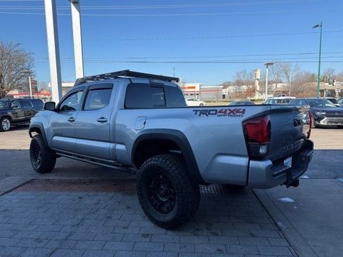 Used 2018 Toyota Tacoma TRD Off-Road image 4