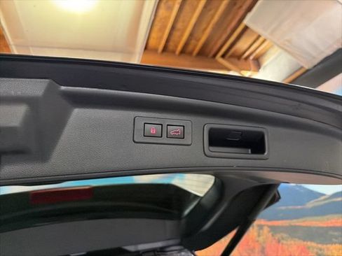 Used 2019 Subaru Forester Touring AWD/4WD image 46