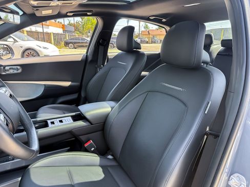 Used 2024 Hyundai Ioniq 6 Limited RWD image 6