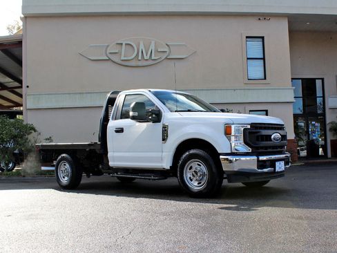 Used 2020 Ford F350 XL w/ Power Equipment Group image 5