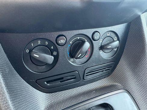 Used 2016 Ford Transit Connect XL image 27