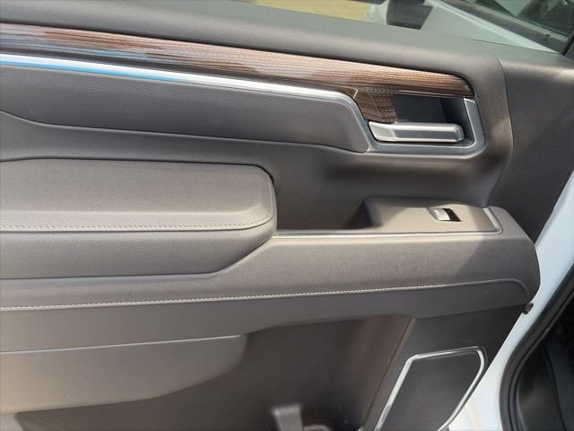Used 2025 Chevrolet Silverado 2500 LT w/ Convenience Package AWD/4WD image 12