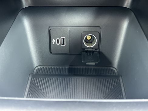 New 2027 Ford Explorer Active w/ Active Comfort Package RWD image 7