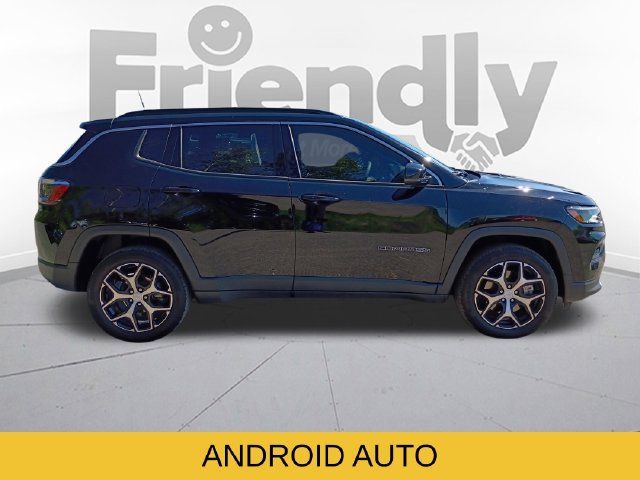 Used 2024 Jeep Compass Limited AWD/4WD image 5