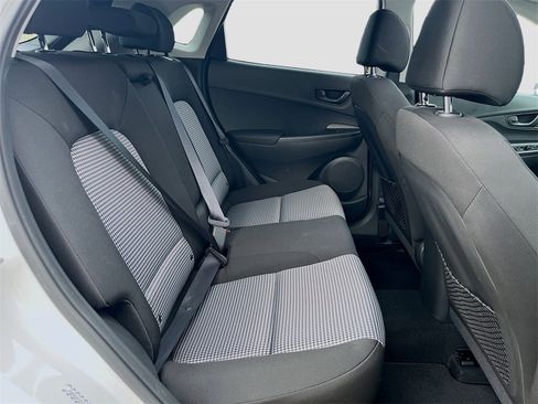 Used 2021 Hyundai Kona SEL Plus w/ Cargo Package image 26